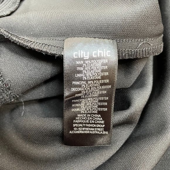 City Chic Dress Medium Women's 18 Black Mesh Inset Illusion Keyhole Sleeveless - Picture 11 of 11